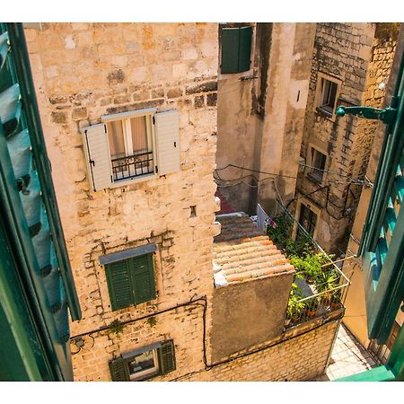 Guesthouse Imperator スプリト エクステリア 写真