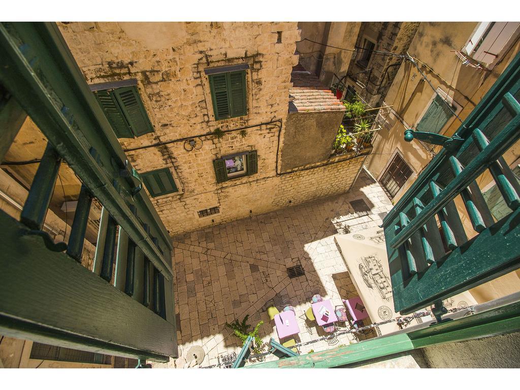 Guesthouse Imperator スプリト エクステリア 写真